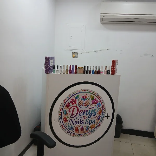 Foto 2 de Denys Nails Spa