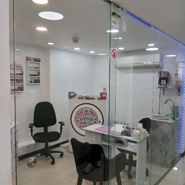 Foto 4 de Denys Nails Spa